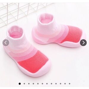 3 pairs of Tiny Explorings sock shoes for baby